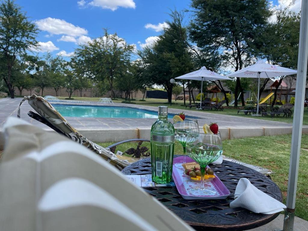 Tshiberry Bed & Breakfast Phokeng Bagian luar foto